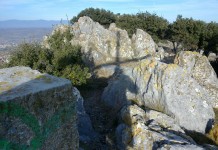 Σταυρός κορυφογραμμή προς σπιτάκι