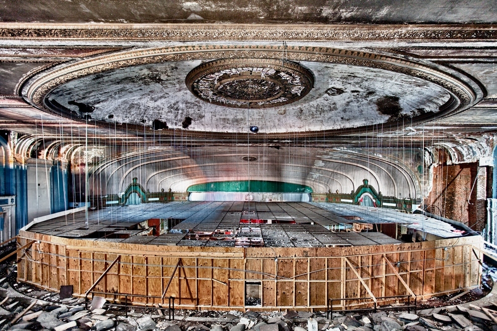 Lawndale Theater in Chicago