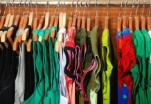 Χρήσιμο. Πως πακετάρεις 100 πράγματα σε μια μόνο χειραποσκευή (VDEO)