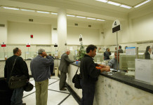 Οι τράπεζες «χαρίζουν» τοξικά δάνεια