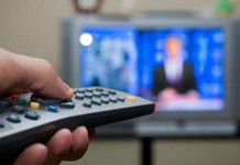 Ευρωβαρόμετρο: Οι Έλληνες πιστεύουν ότι δεν λαμβάνουν έγκυρη και ανεξάρτητη ενημέρωση