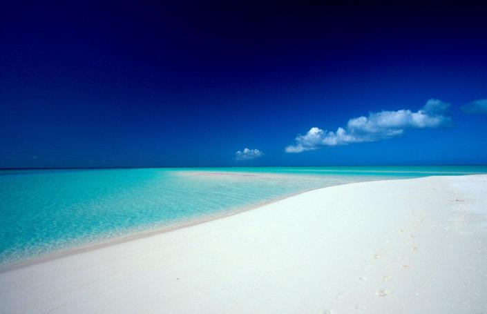 Grace-Bay-Providenciales-Turks-and-Caicos-Islands