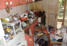 3 μήνες είχαν να πετάξουν τα σκουπίδια απο το σπίτι