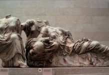 Η Ελλάδα «προσφέρει ανταλλάγματα» για να επιστραφούν τα Γλυπτά του Παρθενώνα