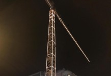 Σε χριστουγεννιάτικο κλίμα και οι γερανοί του Μετρό Θεσσαλονίκης – Πότε υποσχέθηκε λειτουργία του μετρό ο πρόεδρος κατά τη φωταγώγησή τους (φωτό – βίντεο)