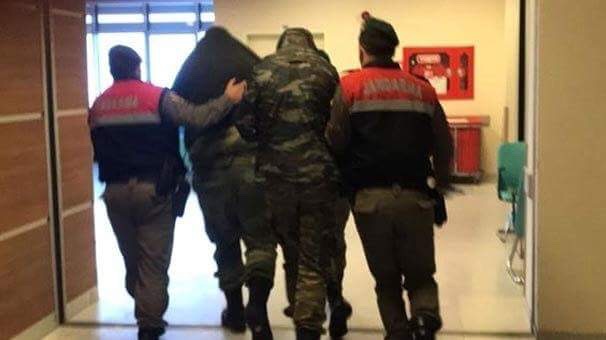 στρατιωτικοι