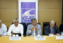 Δημοψήφισμα για το Σκοπιανό ζητούν οι δήμαρχοι