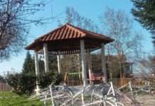 Καταγγελία: Ρημαγμένο το Πετρωτό Ωραιοκάστρου,απο δρόμους εως το στολισμό