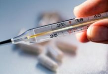 Νεκρός 4χρονος που η μητέρα του συμβουλεύτηκε αντιεμβολιαστές στο facebook και δεν του έδωσε φάρμακο