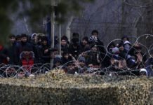 Δεύτερη νύχτα στον Εβρο: Ενταση, χημικά, 70 συλλήψεις και ενίσχυση των δυνάμεων