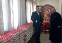 Απο την Νεοχωρούδα προς τον Εύοσμο δόθηκαν 10.000 αυγά στα πλαίσια του “δεκαημέρου αγάπης”