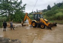 Θεσσαλονίκη: Καταστροφές στη Θέρμη απο την νεροποντή – Επί ποδός η Πολιτική Προστασία