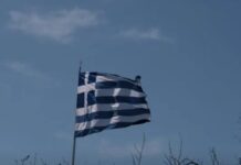 Έβρος: Παραμένουν οι 26 πάνοπλοι Τούρκοι στo Μελισσοκομείο
