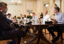 Κορονοϊός: Σύσκεψη στο Μαξίμου και νέα μέτρα στο “τραπέζι”