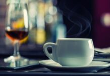 Νέα δεδομένα από 15 Ιουλίου σε εστιατόρια και ψυχαγωγία – Τι ισχύει για αμιγείς και μεικτούς χώρους