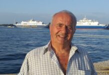 Νίκος Καρύδης: Στα 82 τoυ πέρασε στο τμήμα Φυσικής του ΑΠΘ