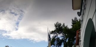 Τώρα: Παράσταση διαμαρτυρίας τώρα έξω από το Δημαρχείο Ωραιοκάστρου για την σχολική στέγη