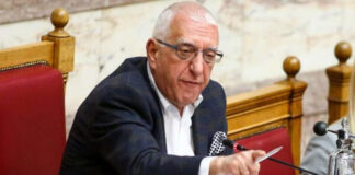 Ν. Κακλαμάνης: Αστειότητες οι ισχυρισμοί ότι η τροπολογία κατατέθηκε για τους αδελφούς Ψωμιάδη ή τον Πατούλη