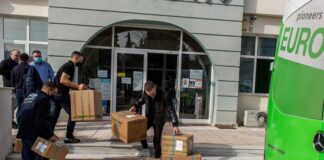 Δωρεά μασκών και αντισηπτικών από την EUROLAMP ΑΒΕΕ στο Δ. Ωραιοκάστρου για τα σχολεία