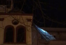 Θεσσαλονίκη: Έπεσε στέγαστρο εκκλησίας, βίντεο