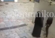 Παπάς – σατανάς ασελγεί σε νεαρό σε στενό της Πλάκας – Βίντεο σοκ