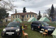 4 μέρα στους σεισμόπληκτους η Ο.Π.Π.Π.Π.Θ. – Παιδιά ζητούν την βοήθειά τους, βίντεο
