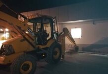 Επιστράτευσαν… μπουλντόζα για να διαρρήξουν σουπερ μάρκετ στον Λαγκαδά! (φωτο)