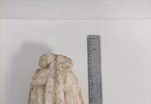 Συνελήφθησαν 3 άτομα που προσπάθησαν να πουλήσουν αρχαίο αγαλματίδιο για 40.000 ευρώ