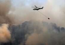 Μαίνεται για τρίτη ημέρα η φωτιά στα Πιέρια Όρη