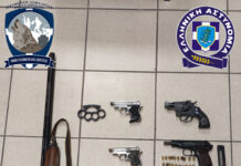 Θεσσαλονίκη: Συνελήφθησαν τέσσερα άτομα και κατασχέθηκε πλήθος οπλισμού