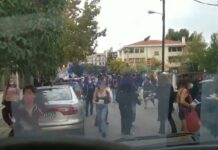 Επεισόδια Έξω Από Το 1ο Και 2ο ΕΠΑΛ Σταυρούπολης – Επίθεση Σε Φοιτητές Με Πέτρες Και Λοστούς, βίντεο