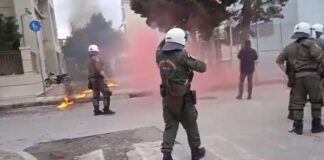 ΤΩΡΑ – Επεισόδια με μολότοφ στο ΕΠΑΛ Σταυρούπολης – Πεδίο μάχης έξω από το σχολείο, βίντεο