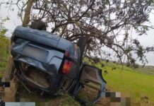 Θεσσαλονίκη: Τροχαίο με τραυματίες στον Λαγκαδά – Μετέφερε μετανάστες, φωτο