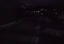Θεσσαλονίκη: Στο σκοτάδι εδώ και 2 χρόνια ο Περιφερειακός στο ύψος Κορδελιού – Ευόσμου