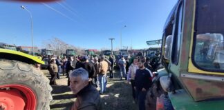 Θεσσαλονίκη: Κάθοδος των τρακτέρ στο ΥΜΑΘ