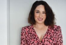 Το ευχαριστώ της Ιωάννας Παλιοσπύρου μαζί με το φωτεινό χαμόγελό της