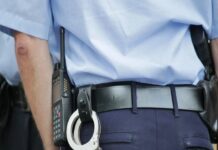 Θεσσαλονίκη: Συνελήφθη 59χρονος που παρουσιαζόταν ως “εθνικός εισαγγελέας” και “στρατιωτικός”
