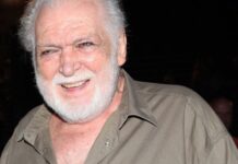 Πέθανε ο Κώστας Καζάκος