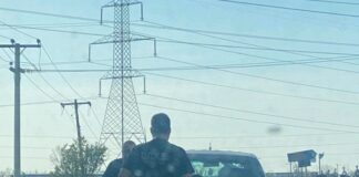 ΤΩΡΑ Ωραιόκαστρο: Τροχαίο με τραυματία οδηγός και αδέσποτο