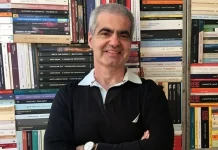 Βασίλης Παπαθεοδώρου: «Κατέβασα την παιδική πορνογραφία για να γράψω βιβλίο» ισχυρίζεται ο συγγραφέας