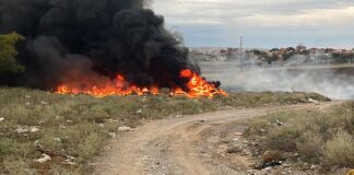ΤΩΡΑ Φωτιά σε παράνομη χωματερή στο Δ. Ωραιοκάστρου, βίντεο