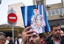 Θεσσαλονίκη: Απολογήθηκε και πάλι και αφέθηκε ελεύθερος με όρους ο 34χρονος αστυνομικός (video)