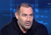 Ο Αντώνης Κανάκης μιλάει για την οικογένεια, τη Θεσσαλονίκη και τον Στάθη Παναγιωτόπουλο