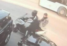 Θεσσαλονίκη: Διαρρήκτες με σκούτερ «χτυπούν» πολυτελές αυτοκίνητο, βίντεο