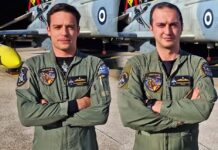 Θρήνος για τους δύο πιλότους – Συνεχίζονται οι έρευνες για τα αίτια της τραγωδίας