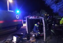Ωραιόκαστρο: Τροχαίο με τραυματισμό και απεγκλωβισμό απο την Εθ.Ελ.Ο.Δ Δρυμού