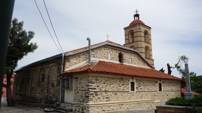Ναος Αρδαμεριου
