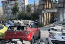 Σαν βομβαρισμένο τοπίο οικόπεδο στη Θεσσαλονίκη – Κατέστρεψε ΙΧ