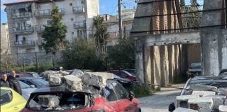 Σαν βομβαρισμένο τοπίο οικόπεδο στη Θεσσαλονίκη – Κατέστρεψε ΙΧ