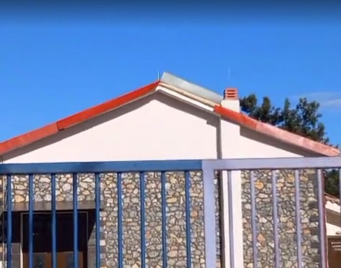 σκεπη σχολειο λαμαρινα